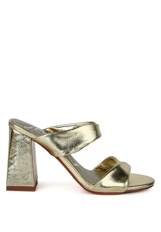 BLOCK HEELED SANDAL