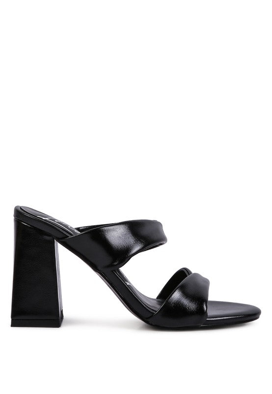 BLOCK HEELED SANDAL